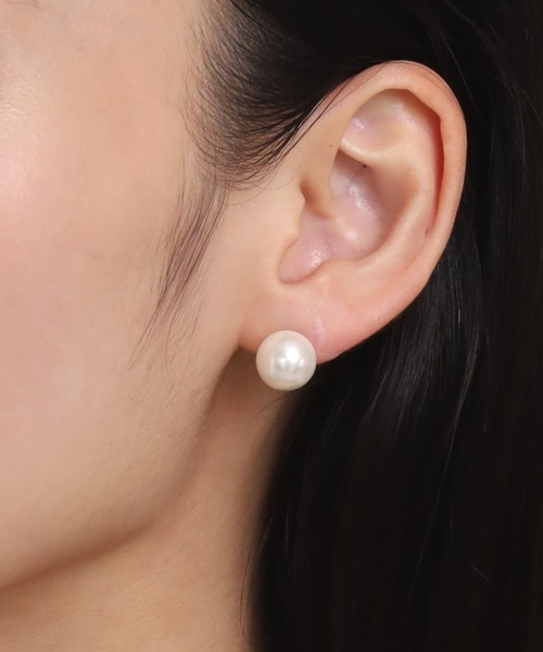 LHME（エルエイチエムイー）の「【WEB限定】“MELLOW”1粒パールピアス/10mm/サージカルステンレス（金属アレルギー対応）【LHME / エルエイチエムイー】（ピアス（両耳用）・レディース・ゴールド・ONE SIZE）」の17枚目の写真