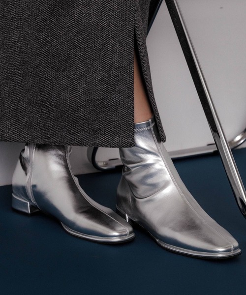 SENSE OF PLACE by URBAN RESEARCH(センスオブプレイスバイアーバンリサーチ)の「スクエアトゥセンターシームストレッチローブーツ(ブーツ・レディース・ブラック/ブラック系その他/シルバー・LARGE/SMALL/MEDIUM)」の4枚目の写真