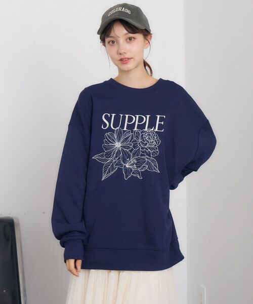 RETRO GIRL(レトロガール)の「花刺繍トレーナー(Tシャツ/カットソー・レディース・ダークブルー/ホワイト系その他/ダークグレー・FREE)」の17枚目の写真