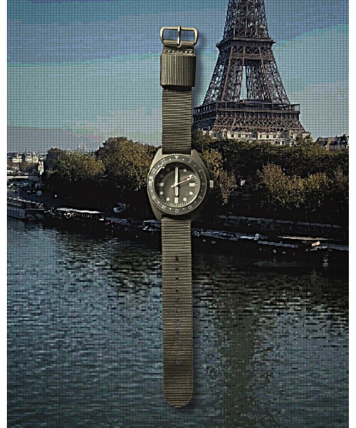 BEAMS PLUS（ビームスプラス）の「ミル トラベル ウォッチ TYPE-P24（アナログ腕時計・メンズ・グリーン系その他4/オリーブ/ブラック・ONE SIZE）」の3枚目の写真