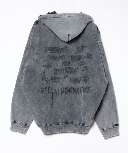 Maison MIHARA YASUHIRO(メゾンミハラヤスヒロ)の「Bleached Cat Print Hoodie(スウェット・メンズ・ブラック/ピンク・46/44/48)」の3枚目の写真