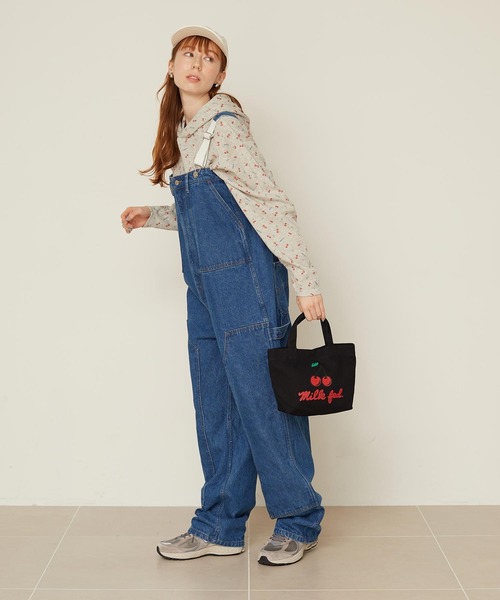 MILKFED.（ミルクフェド）の「CHERRY MINI TOTE（トートバッグ・レディース・オフホワイト/ブラック・ONE SIZE）」の16枚目の写真