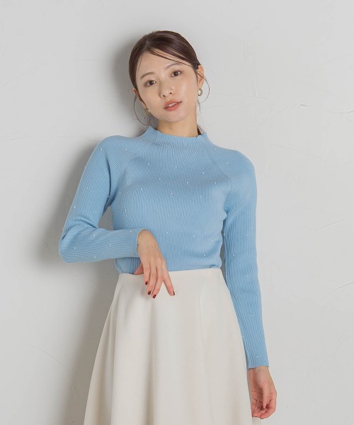 QUEENS COURT(クイーンズコート)の「パールリブハイネックニット≪手洗い可能≫(ニット/セーター・レディース・ホワイト/レッド/ライトグレー/ベージュ/ブラック/ブルー・M)」の19枚目の写真