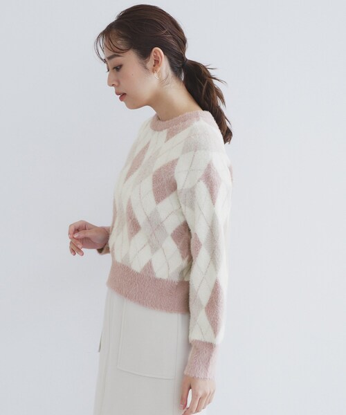 index（インデックス）の「◆アーガイルチェックフェザーニット【洗濯機洗い可】（ニット/セーター・レディース・ブルー系6/ベージュ系1/ブラック系1・00）」の9枚目の写真