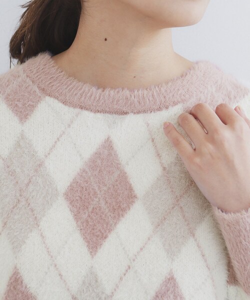 index（インデックス）の「◆アーガイルチェックフェザーニット【洗濯機洗い可】（ニット/セーター・レディース・ブルー系6/ベージュ系1/ブラック系1・00）」の11枚目の写真