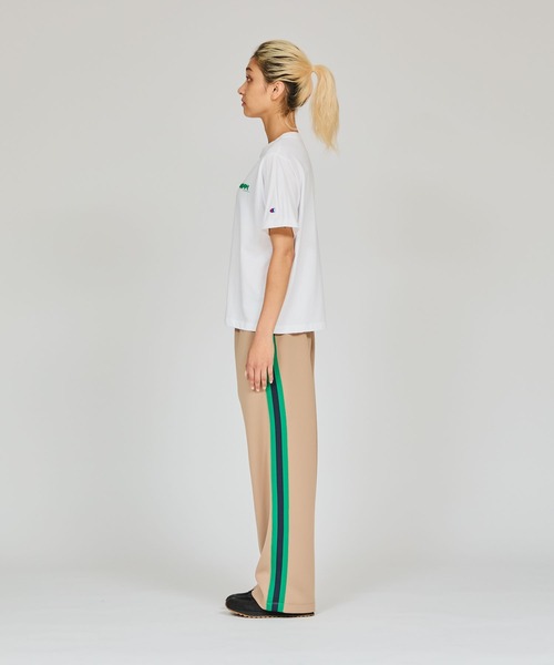 Champion(チャンピオン)の「【Champion/チャンピオン】レディース ショートスリーブTシャツ(Tシャツ/カットソー・レディース・ブルー系その他2/ペールイエロー/ブルー系その他3/ホワイト/ネイビー・MEDIUM/LARGE)」の10枚目の写真