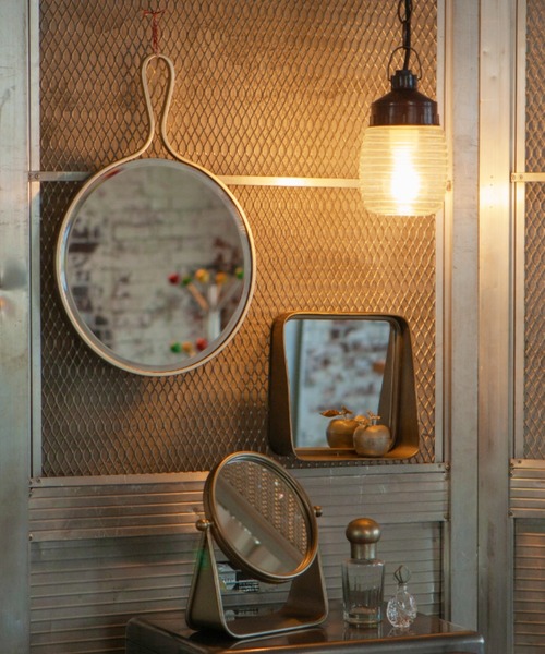 DULTON(ダルトン)の「METAL TABLETOP MIRROR/卓上ミラー(ミラー・メンズ・その他・FREE)」の4枚目の写真