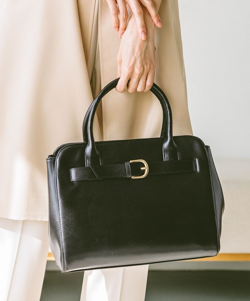 GLOBAL WORK(グローバルワーク)の「スペ軽2WAYショルダーバッグ/253624(ショルダーバッグ・レディース・アイボリー/ブラック/ベージュ・ONE SIZE)」の7枚目の写真