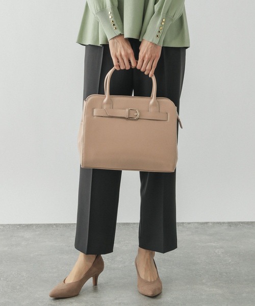 GLOBAL WORK(グローバルワーク)の「スペ軽2WAYショルダーバッグ/253624(ショルダーバッグ・レディース・アイボリー/ブラック/ベージュ・ONE SIZE)」の8枚目の写真