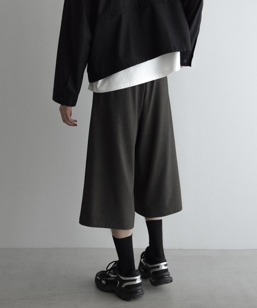 remer(リメール)の「loose basic buggy gaucho PT / ルーズベーシックバギーガウチョパンツ(その他パンツ・メンズ・チャコールグレー/グレー/ブラック・SMALL/X-SMALL/LARGE/MEDIUM)」の14枚目の写真