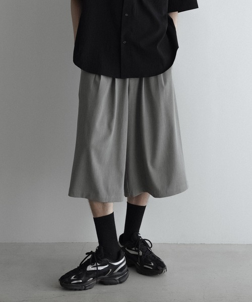 remer(リメール)の「loose basic buggy gaucho PT / ルーズベーシックバギーガウチョパンツ(その他パンツ・メンズ・チャコールグレー/グレー/ブラック・SMALL/X-SMALL/LARGE/MEDIUM)」の18枚目の写真