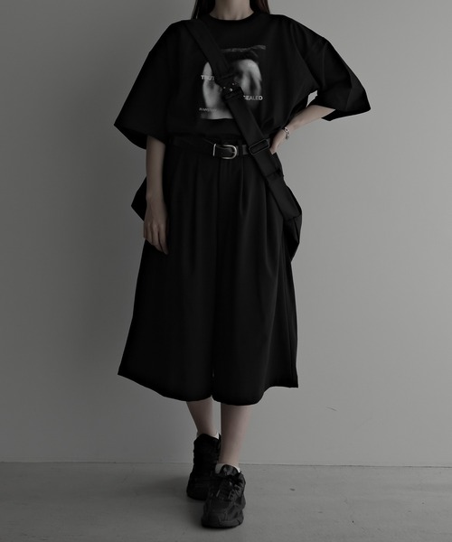 remer(リメール)の「loose basic buggy gaucho PT / ルーズベーシックバギーガウチョパンツ(その他パンツ・メンズ・チャコールグレー/グレー/ブラック・SMALL/X-SMALL/LARGE/MEDIUM)」の4枚目の写真