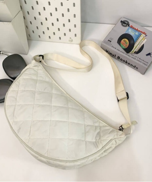L LABEL（エルラベル）の「キルティングハーフムーンショルダーバッグ（ショルダーバッグ・レディース・ブラウン/ブラック/ホワイト・FREE）」の12枚目の写真
