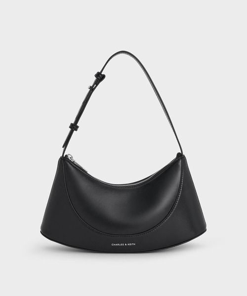 CHARLES & KEITH◆Sigrid シグリッド ショルダーバッグ◆送料込 CHARLES & KEITH Sigrid シグリッド ショルダーバッグ （Noir