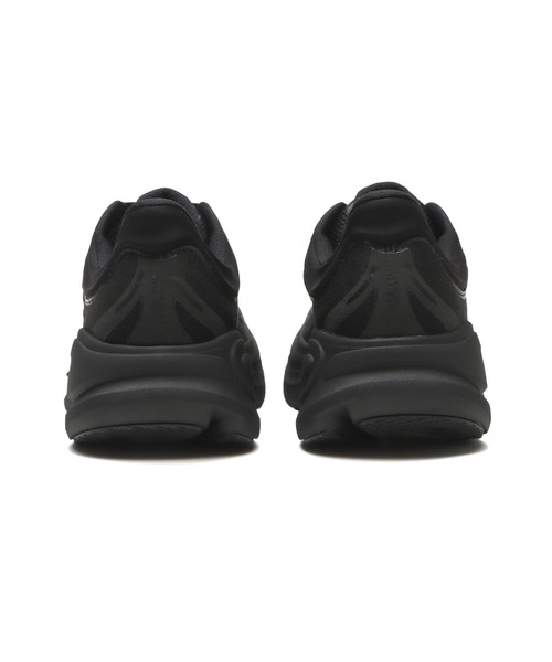 HOKA（ホカ）の「BONDI 9　1162011-BBLC（スニーカー・メンズ・ブラック・27.0cm/26.5cm/26.0cm/25.5cm/25.0cm/30.0cm/29.0cm/28.5cm/28.0cm/27.5cm/31cm）」の4枚目の写真