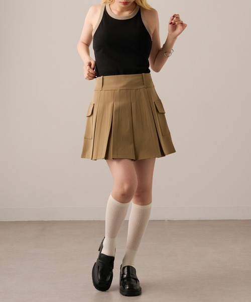 MAGASIN DE MODE Onjna(マガジンデモードオンジェナ )の「【MAGASIN DE MODE Onjna】Cut rib color scheme american sleeve tank / カットリブカップ付き配色アメスリタンクトップ DTK(タンクトップ・レディース・ブラック/オフホワイト/ベージュ/ブラウン・FREE)」の16枚目の写真