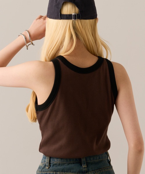 MAGASIN DE MODE Onjna(マガジンデモードオンジェナ )の「【MAGASIN DE MODE Onjna】Cut rib color scheme american sleeve tank / カットリブカップ付き配色アメスリタンクトップ DTK(タンクトップ・レディース・ブラック/オフホワイト/ベージュ/ブラウン・FREE)」の20枚目の写真