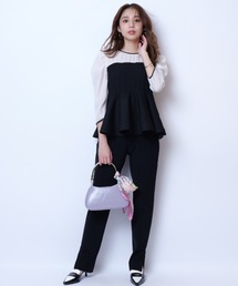 JUSGLITTY（ジャスグリッティー）の「シアーブラウスレイヤード