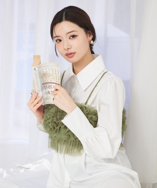 SELFIST（セルフィスト）の「【Ray掲載】チュールボリュームフリルキャミビスチェ  レイヤード オールシーズン（シャツ/ブラウス・レディース・チャコールグレー/グリーン/アイボリー・フリー）」の5枚目の写真