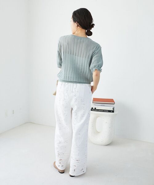 le.coeur blanc（ルクールブラン）の「《WEB限定アイテム》シアーストライプニット（ニット/セーター・レディース・オフホワイト/ブルー/ミント/ブラック・38）」の17枚目の写真