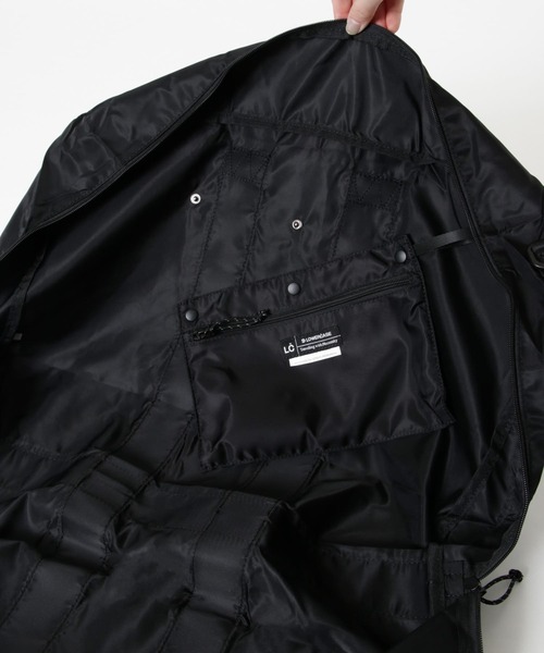 URBAN RESEARCH（アーバンリサーチ）の「『別注』LOWERCASE×URBS　パッカブルバックボストン（ボストンバッグ・メンズ・ブラック・FREE）」の9枚目の写真