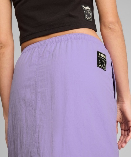 PUMA（プーマ）の「PUMA PUMA x HELLO KITTY & FRIENDS WOVEN MAXI SKIRT（プーマ x ハローキティアンドフレンズ ウーブン マキシスカート）（スカート・レディース・ブラック系/パープル系・SMALL/MEDIUM/LARGE）」の14枚目の写真
