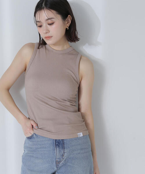 NATURAL BEAUTY BASIC(ナチュラルビューティーベーシック)の「◇カップインタンクシリーズ アメリカンスリーブ(タンクトップ・レディース・オフホワイト/ベージュ/ブラック・MEDIUM/SMALL)」の3枚目の写真