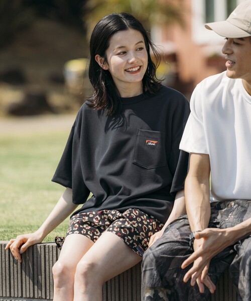 NANGA(ナンガ)の「NANGA/ナンガ 別注 neo-PRO スピンドル ポケットTシャツ/日本製/遮熱/UVカット/吸水速乾/リラックスフィット(Tシャツ/カットソー・メンズ・ホワイト/ブラック/チャコールグレー・X-LARGE/LARGE/MEDIUM)」の8枚目の写真