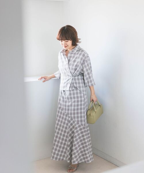 COHINA(コヒナ)の「2wayカシュクールチェックシャツ 【低身長・小柄女性】(シャツ/ブラウス・レディース・ブラック/グレー/ベージュ・ONE SIZE)」の19枚目の写真