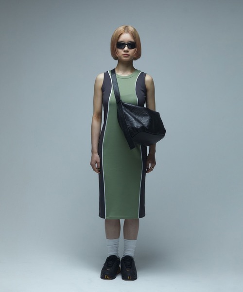 ワンピース BEEDEN HOODED HOLTER DRESS ワンピース BEEDEN HOODED