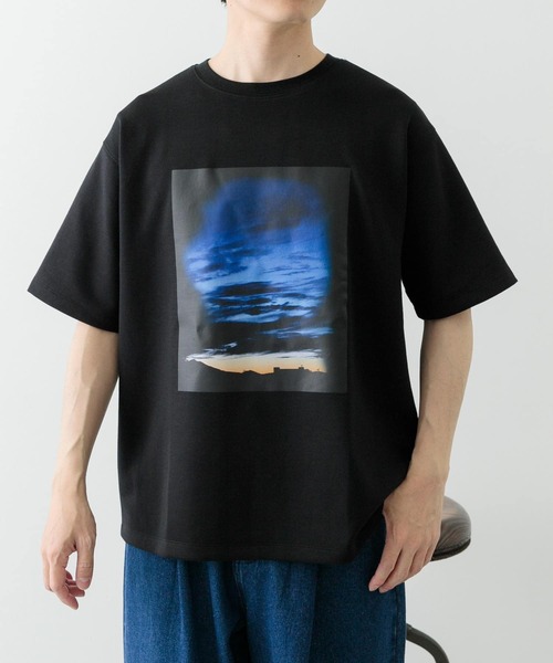 ITEMS URBANRESEARCH（アイテムズ アーバンリサーチ）の「Art Graphic ポンチTシャツ Dawn（Tシャツ/カットソー・メンズ・ブラック/ホワイト・MEDIUM/LARGE）」の12枚目の写真