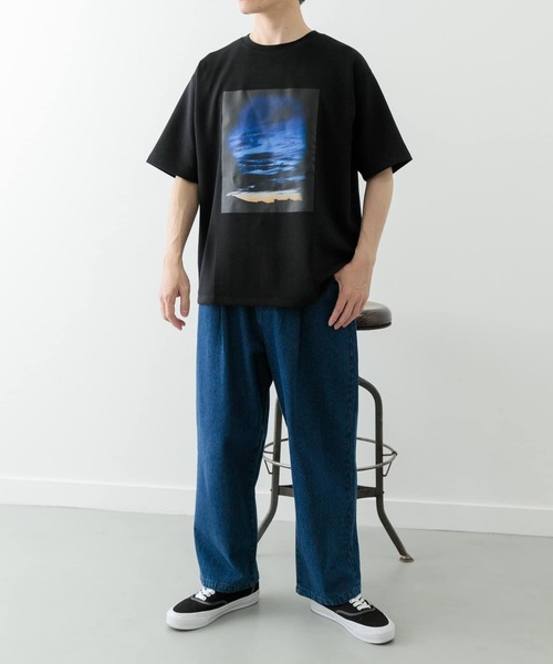 ITEMS URBANRESEARCH（アイテムズ アーバンリサーチ）の「Art Graphic ポンチTシャツ Dawn（Tシャツ/カットソー・メンズ・ブラック/ホワイト・MEDIUM/LARGE）」の16枚目の写真