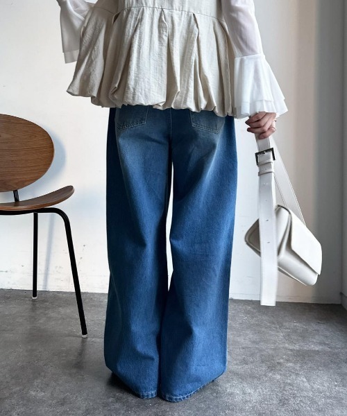 gossip！ロサンゼルス（ゴシップロサンゼルス）の「ドロストデニムワイドパンツ（デニムパンツ・レディース・ライトブルー/ブルー・S/M）」の8枚目の写真