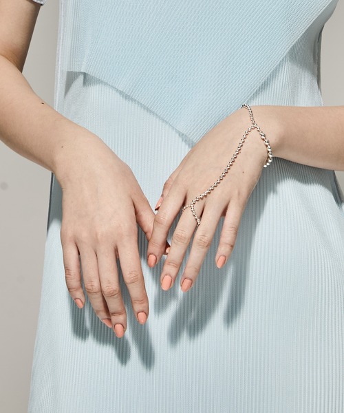 店内商品がすべてレジにて半額！！ ball Soierie/ソワリー】Pome chain bracelet/ボール finger アクセサリー