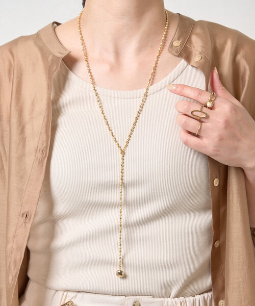 Jena espace merveilleux（ジェナ　エスパスメルヴェイユ）の「スライドボールチェーンネックレス（リング・レディース・シルバー/ゴールド・FREE）」の5枚目の写真