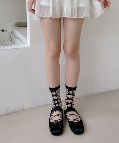 VIVID LADY（ビビッドレディー）の「リボン シアーソックス（ソックス/靴下・レディース・ブラック/ホワイト・FREE）」の4枚目の写真