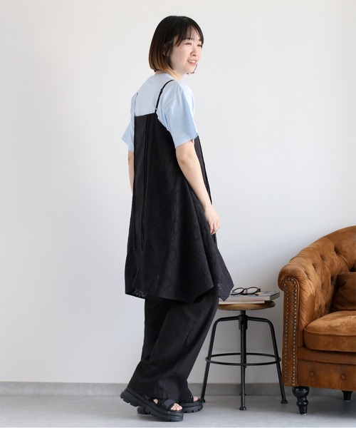 cepo(セポ)の「スカラップ刺繍キャミワンピース(ワンピース・レディース・オフホワイト/ブラック・M)」の6枚目の写真