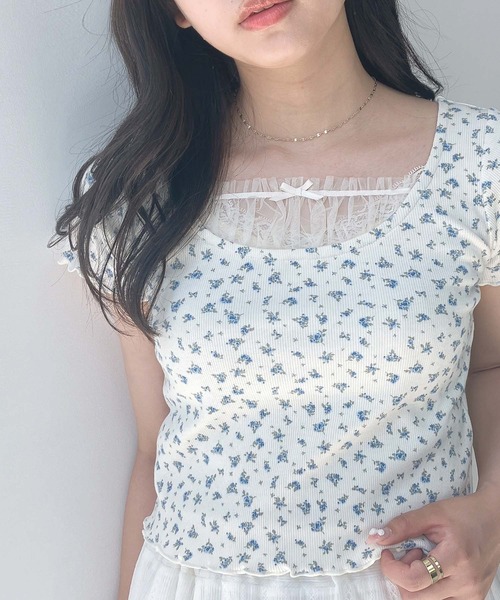 AS KNOW AS plus(アズノゥアズプラス)の「●テレコチュールリボンショート丈Tシャツ(Tシャツ/カットソー・レディース・アイボリー/ブラック/アイボリー系・FREE)」の1枚目の写真