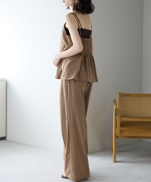 each(イーチ)の「【セットアップ対応】ドット柄ペプラムキャミビスチェ(キャミソール・レディース・ブラック/ベージュ・FREE)」の17枚目の写真