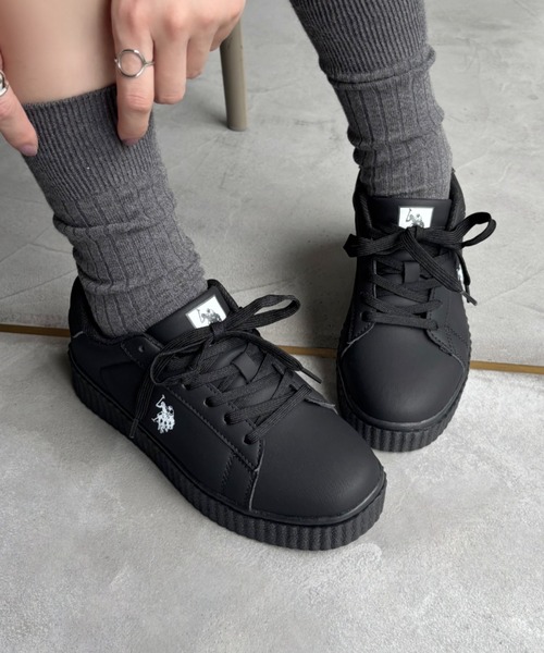 U.S. POLO ASSN.(ユーエスポロアッスン)の「U.S. POLO ASSN 厚底ボリュームソール ワンポイント ローカットスニーカー(スニーカー・レディース・ブラック/ホワイト/ブラック×ホワイト・22.5cm/23cm/23.5cm/24cm/24.5cm/25cm/25.5cm/26cm/26.5cm/27cm)」の7枚目の写真