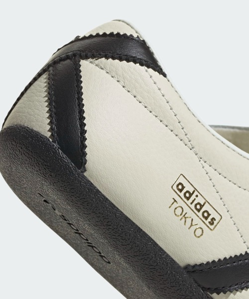 adidas（アディダス）の「トーキョ― シューズ / Tokyo Shoes / トーキョー スニーカー / アディダスオリジナルス adidas Originals（スニーカー・レディース・ブラック/ホワイト/イエロー・24.0cm/23.5cm/22.5cm/23.0cm/28.5cm/25.0cm/28.0cm/25.5cm/22.0cm/24.5cm/27.5cm/27.0cm/26.5cm/26.0cm/29.0cm）」の10枚目の写真