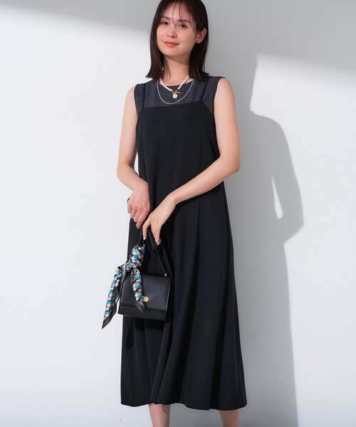 INDIVI（インディヴィ）の「【UVケア】エアリージョーゼット キャミワンピース（ワンピース・レディース・ダークグレー/ブラウン系/ブラック・38/34/15 /13/05）」の2枚目の写真