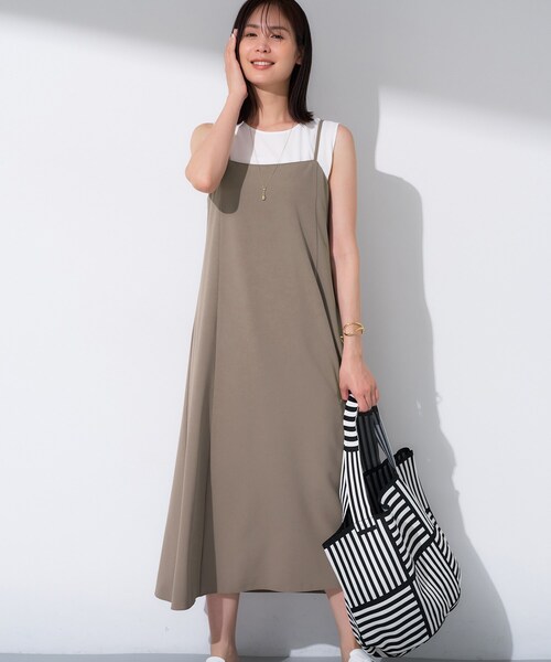 INDIVI（インディヴィ）の「【UVケア】エアリージョーゼット キャミワンピース（ワンピース・レディース・ダークグレー/ブラウン系/ブラック・38/34/15 /13/05）」の11枚目の写真