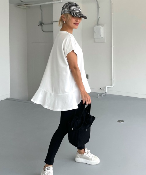 CHERI since1985（シェリ）の「裾フリルフレンチスリーブＴ（Tシャツ/カットソー・レディース・ブラック/ホワイト・FREE）」の9枚目の写真