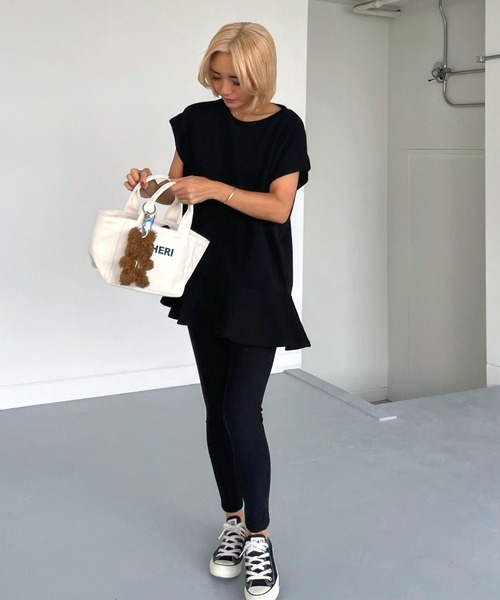CHERI since1985（シェリ）の「裾フリルフレンチスリーブＴ（Tシャツ/カットソー・レディース・ブラック/ホワイト・FREE）」の15枚目の写真