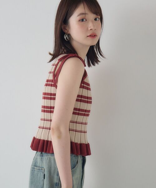 kivi(キヴィ)の「frills border knit(タンクトップ・レディース・ベージュ/グリーン/ホワイト・FREE)」の15枚目の写真