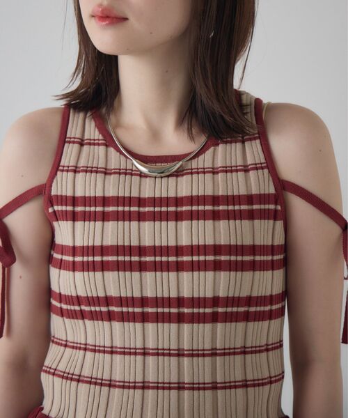 kivi(キヴィ)の「frills border knit(タンクトップ・レディース・ベージュ/グリーン/ホワイト・FREE)」の17枚目の写真