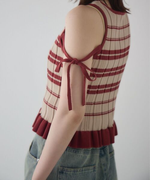 kivi(キヴィ)の「frills border knit(タンクトップ・レディース・ベージュ/グリーン/ホワイト・FREE)」の19枚目の写真