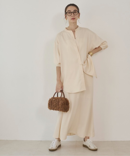 ANGIE(アンジー)の「【セットアップ対応】サテン マーメイド フレアスカート(スカート・レディース・ブラック/ブラウン/ベージュ・MEDIUM/LARGE)」の17枚目の写真