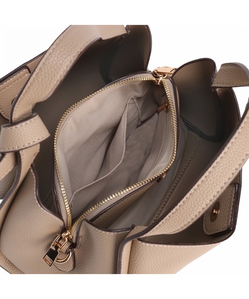 Jewelna Rose(ジュエルナローズ)の「JEWELNA by Jewelna Rose アオリハンドバッグ 16284(トートバッグ・レディース・ブラック/グレイッシュベージュ/ベージュ・FREE)」の16枚目の写真